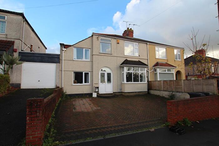 6 Bedroom Semi Detached House To Rent In Muller Road - Horfield, BS7