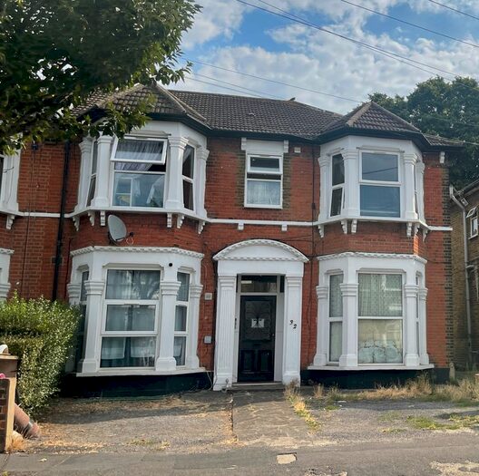 1 Bedroom Flat To Rent In Belgrave Road, Ilford, IG1