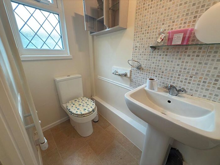 1 Bedroom Property To Rent In Stoke Road, Gosport, PO12
