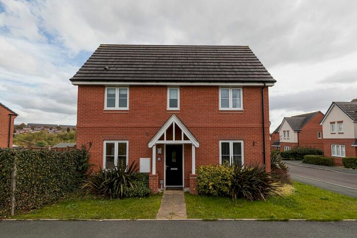 3 Bedroom Semi-Detached House To Rent In Sandiacre Avenue, Brindley Village, Stoke-On-Trent, ST6
