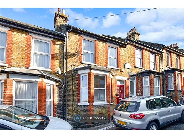 2 Bedroom Terraced House To Rent In Olive Grove, Ramsgate, CT11