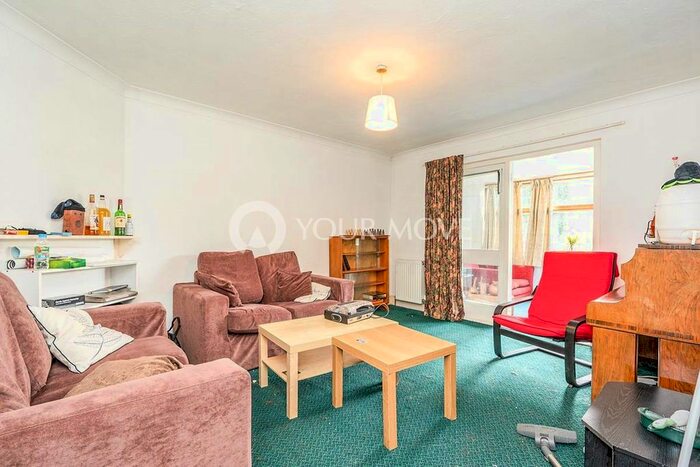 4 Bedroom Semi-Detached House To Rent In Harefield Road, Southampton SO17