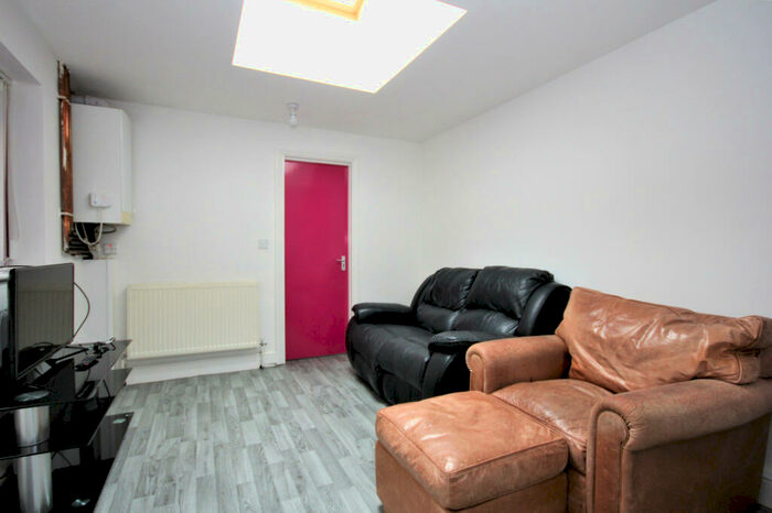 3 Bedroom Terraced House To Rent In Eldon Street, Preston, Lancashire, PR1