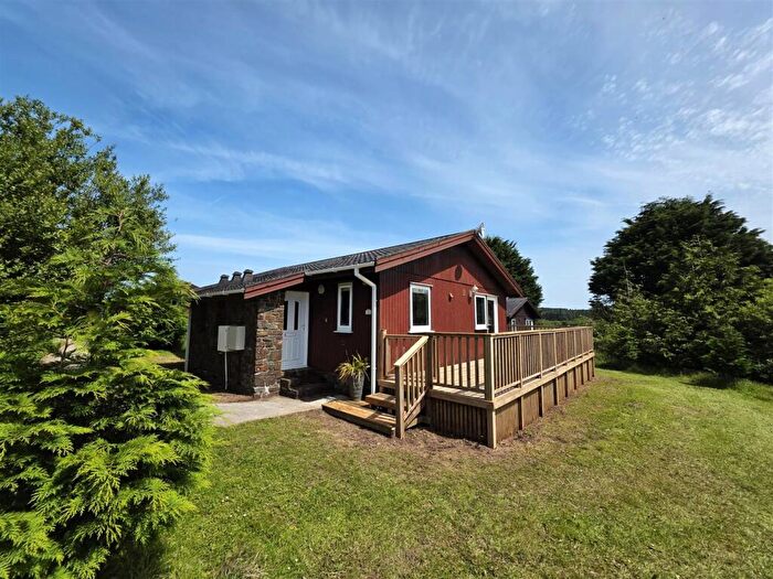 2 Bedroom Chalet For Sale In Lane To Hartland Forest Golf Gc, Woolsery, EX39