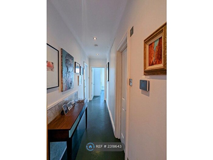 1 Bedroom Flat To Rent In West Smithfield, London, EC1A