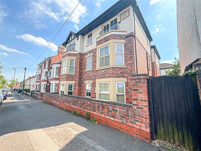 2 Bedroom Flat To Rent In Albert Road, Tamworth, Staffordshire, B79