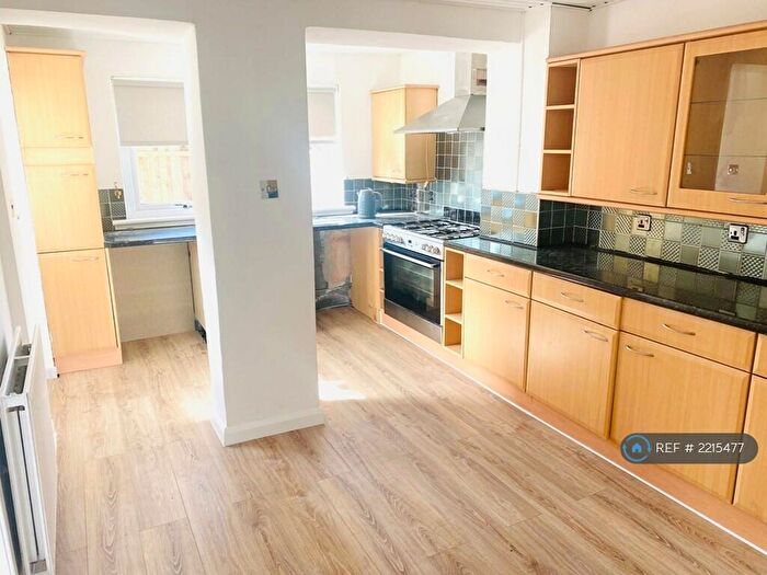 3 Bedroom Terraced House To Rent In Argyll Path, Denny, FK6