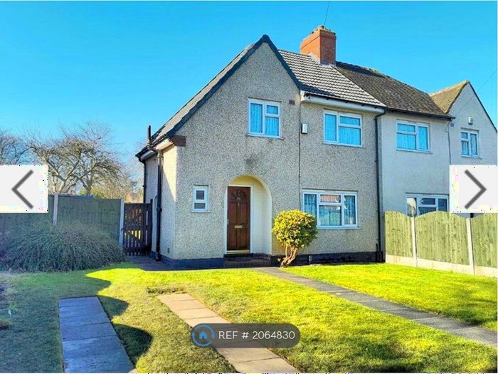 3 Bedroom Semi-Detached House To Rent In Park Lane, Wednesbury, WS10