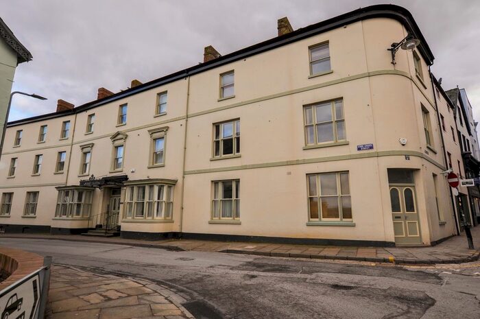 2 Bedroom Flat To Rent In Edde Cross Street, Ross-On-Wye, HR9