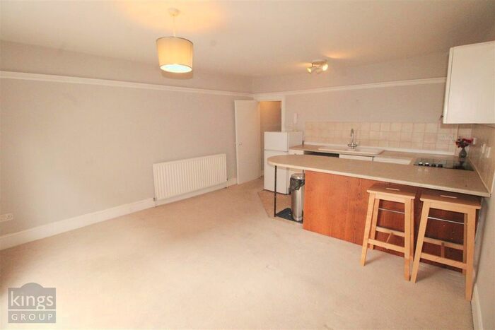 Studio To Rent In Honey Lane, Hertford SG14