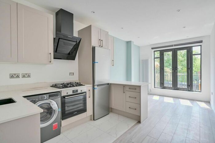 2 Bedroom Property To Rent In Devonshire Road, Colliers Wood, London, SW19