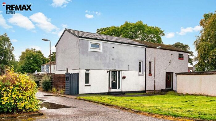 4 Bedroom Semi-Detached House For Sale In Abbotsford Rise, Livingston, EH54