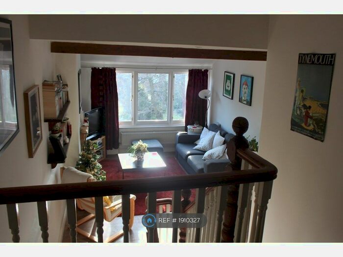 2 Bedroom Flat To Rent In Stanhope Gardens, London, N6