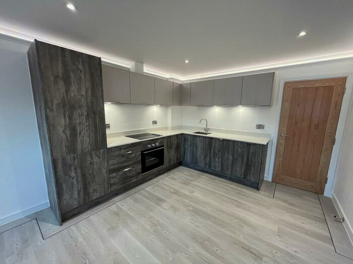 2 Bedroom Apartment To Rent In Long Acre, Bingham, NG13