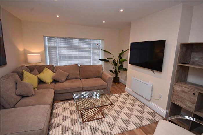 1 Bedroom Flat To Rent In Whitby Road, Ellesmere Port, Cheshire, CH65