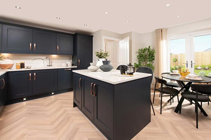 4 Bedroom Detached House For Sale In Brokenstone Road, Feniscowles, Blackburn With Darwen, Lancashire, BB3