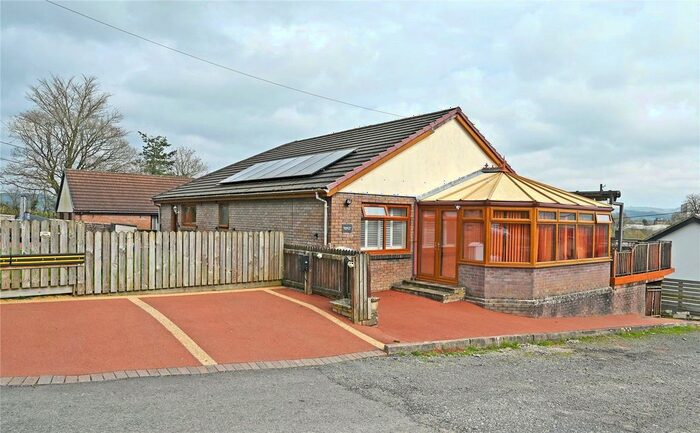 4 Bedroom Detached House For Sale In Sunny View, Tregarth, Llangadog, Carmarthenshire, SA19