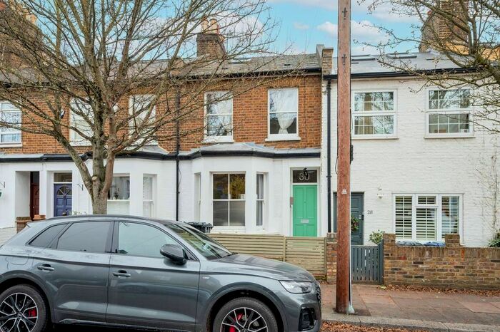 3 Bedroom Property To Rent In Milton Road, Poet's Corner, London, W3