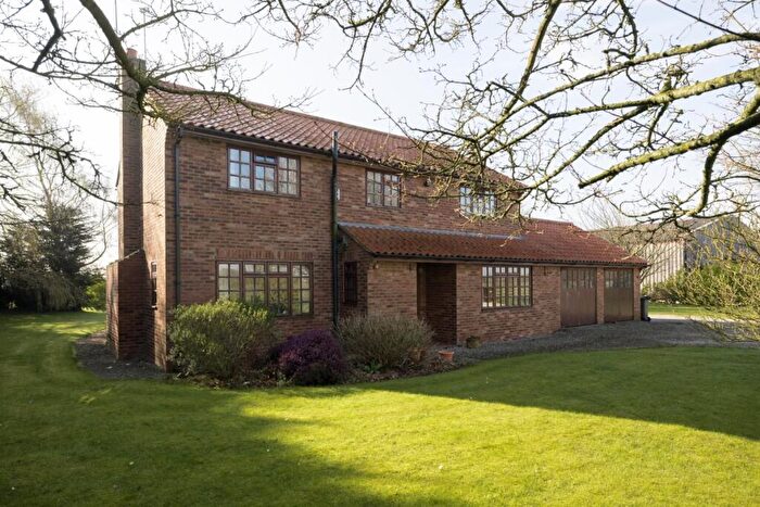 3 Bedroom Detached House For Sale In Moor Lane, Ryther, York, LS24