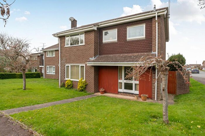 3 Bedroom Detached House For Sale In Cumbria Close, Thornbury, BS35