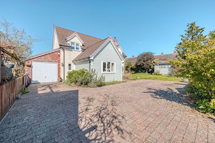 3 Bedroom Detached House For Sale In Soers Close, Thorndon, IP23