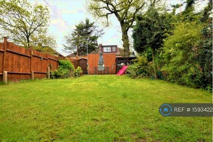 2 Bedroom Terraced House To Rent In Oakhouse Road, Kent, DA6