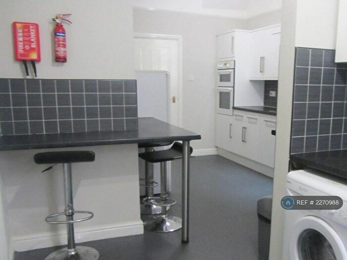 6 Bedroom End Of Terrace House To Rent In Penny Lane, Liverpool, L18