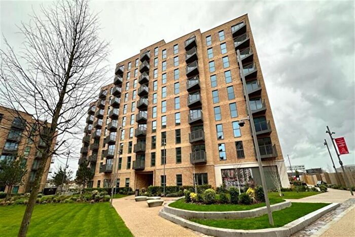 2 Bedroom Apartment To Rent In The Factory, Horlicks Quarter, Slough, SL1