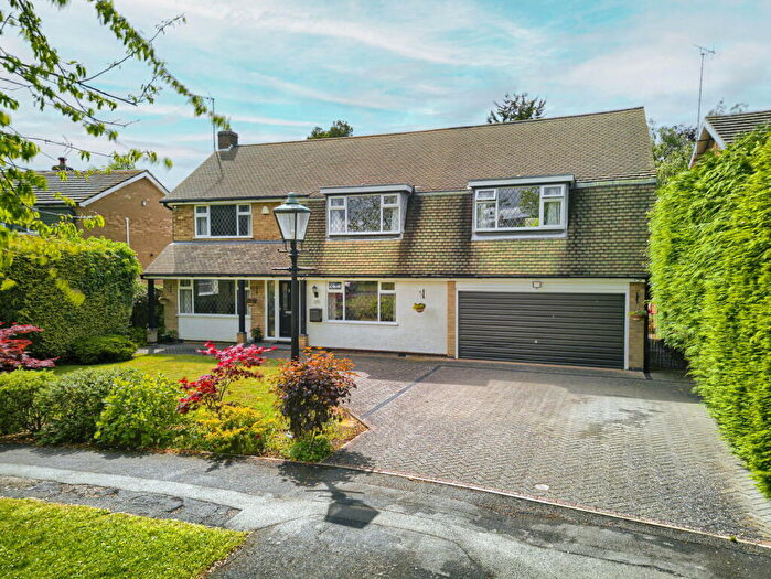 5 Bedroom Detached House For Sale In Warkton Lane, Barton Seagrave, NN15