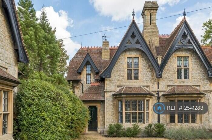 2 Bedroom Semi-Detached House To Rent In London Road, Canterbury, CT2