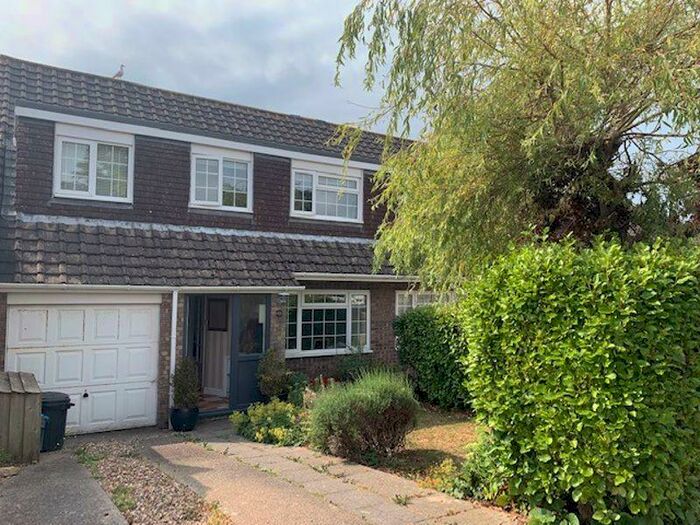 4 Bedroom Semi-Detached House To Rent In Daniel Hopkin Close, Llantwit Major, CF61