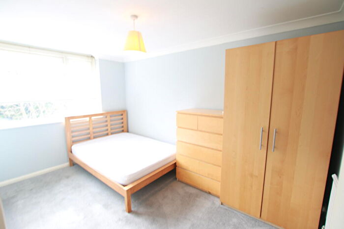 1 Bedroom Semi-Detached House To Rent In Prince Of Wales Avenue, Reading, RG30