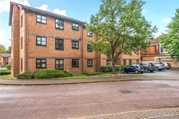 1 Bedroom Flat For Sale In Tarragon Grove, Sydenham, London, SE26
