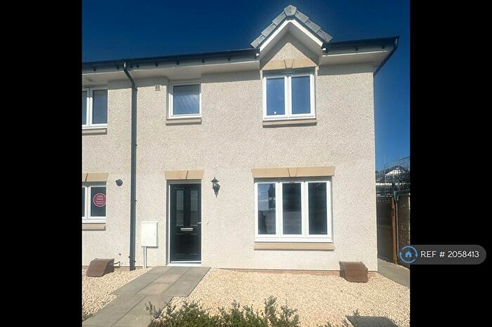 3 Bedroom End Of Terrace House To Rent In Brocken Brigg Parkway, Edinburgh, EH17
