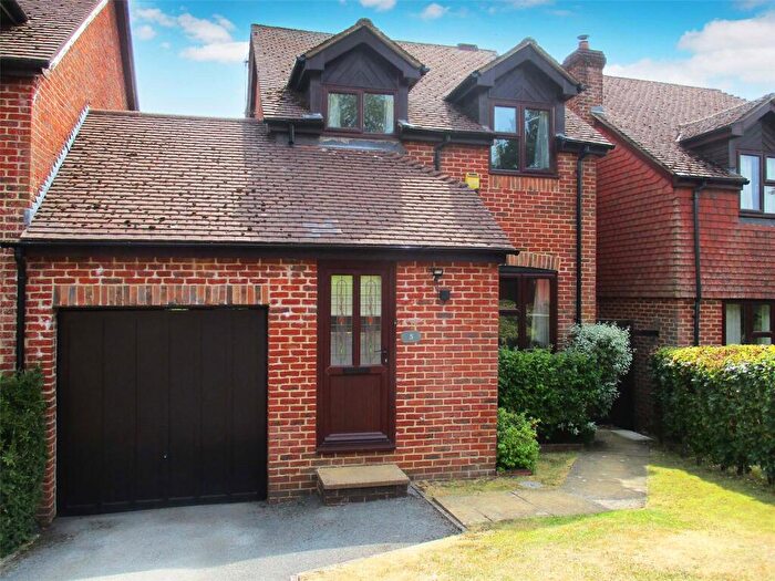 3 Bedroom Detached House For Sale In Clinkard Place, Church Road, Lane End, High Wycombe, HP14