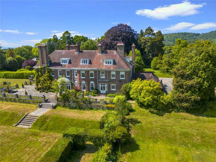 6 Bedroom Semi-Detached House For Sale In Wykehurst Lane, Ewhurst, Cranleigh, Surrey, GU6