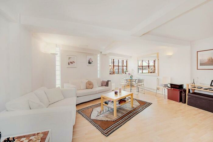 1 Bedroom Flat To Rent In Capstan Court, London, E1W