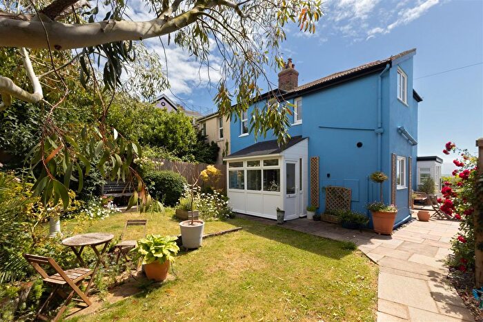 4 Bedroom Semi-Detached House For Sale In Railway Cottages, St. Leonards-On-Sea, TN38