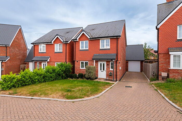 4 Bedroom Detached House For Sale In Meadow Crescent, Coxheath, Maidstone, ME17