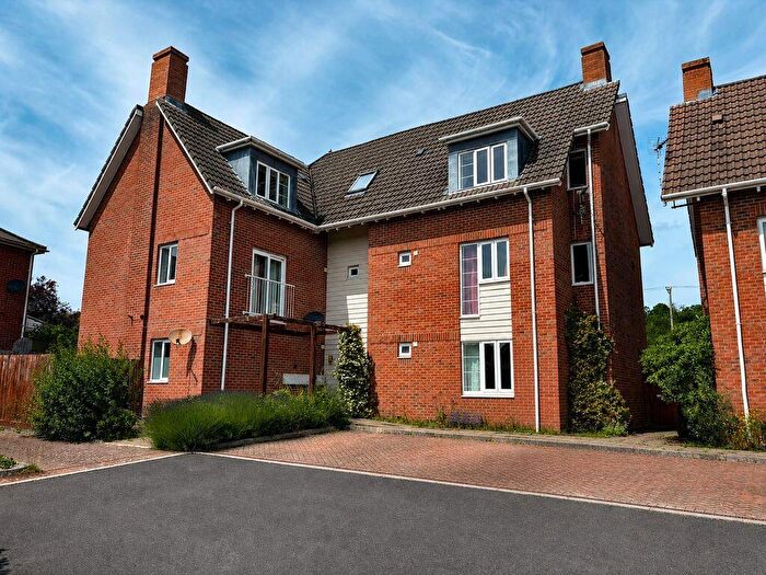 2 Bedroom Penthouse For Sale In Pembroke Fields, Dinton, SP3