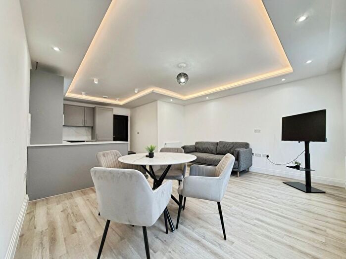 1 Bedroom Flat To Rent In Uxbridge Road, Hanwell, W7