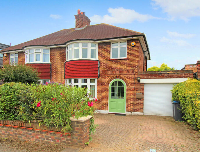 3 Bedroom Semi-Detached House To Rent In Waverley Avenue, Surbiton, KT5