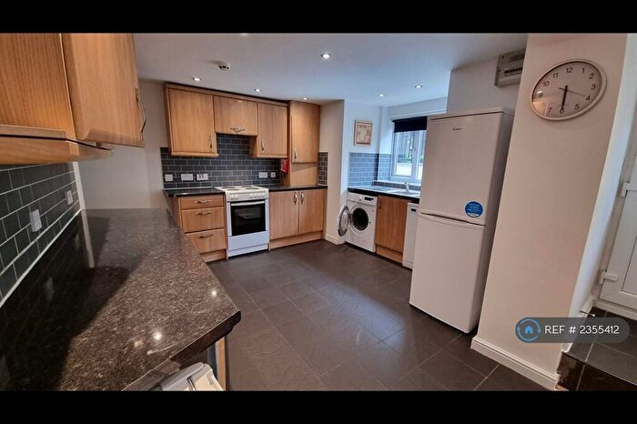 5 Bedroom Terraced House To Rent In Trelawn Avenue, Leeds, LS6