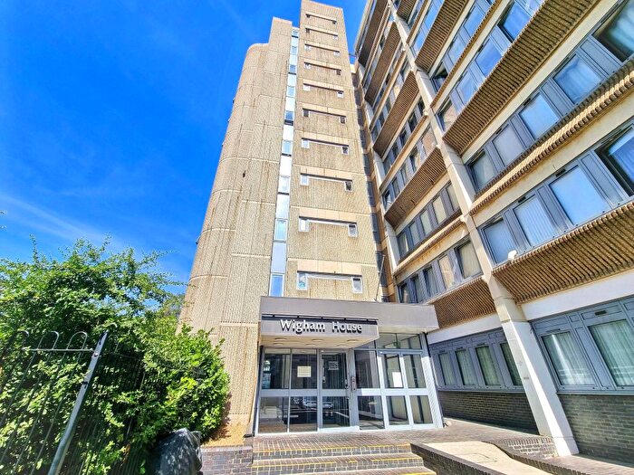 2 Bedroom Flat To Rent In Wigham House, Barking, IG11