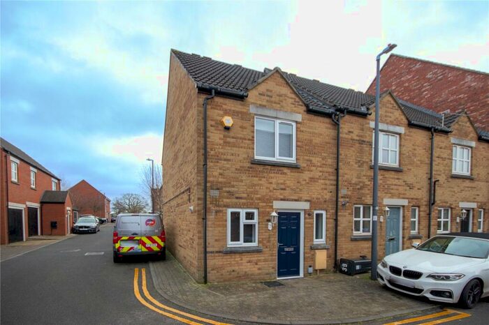 2 Bedroom End Of Terrace House To Rent In Star Avenue, Stoke Gifford, Bristol, BS34