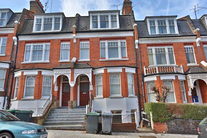 2 Bedroom Apartment To Rent In Milton Avenue, Highgate, N6