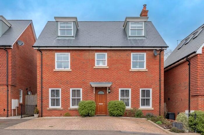 5 Bedroom Detached House For Sale In Oakwood Close, Five Ash Down, Uckfield, TN22