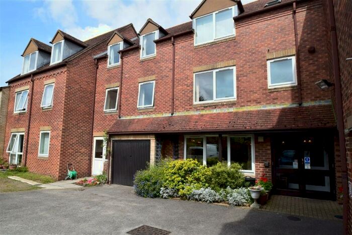 1 Bedroom Retirement Property For Sale In Wareham, BH20