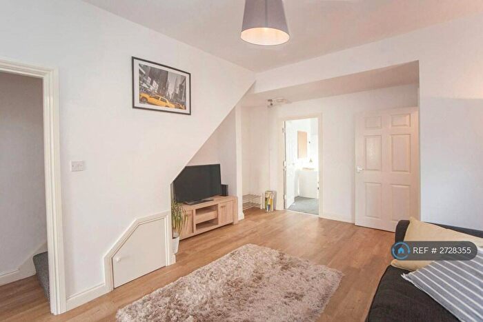 4 Bedroom Semi Detached House To Rent In Falkner Street, Gloucester, GL1