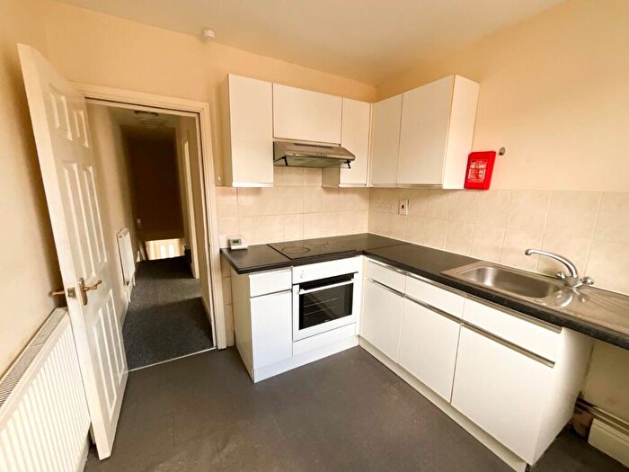 1 Bedroom Flat To Rent In First Floor Flat, Rockingham Road, Wheatley, Doncaster, DN2